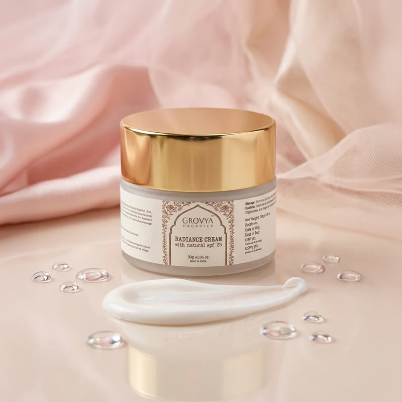 Radiance Cream with Natural SPF 25 | Ayurvedic Face Cream with Aloe Vera, Sandalwood & Turmeric | Lightweight Daily Moisturiser for Glow & Sun Protection - Image 3